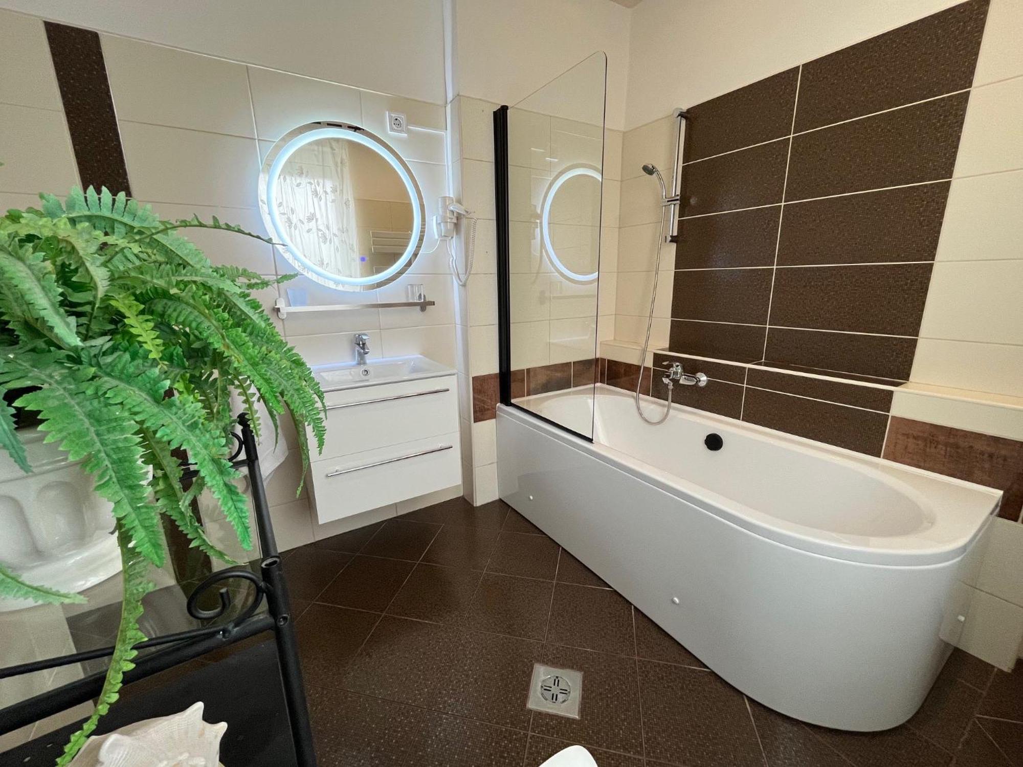 Bellavista 1 Apartman Eger Luaran gambar