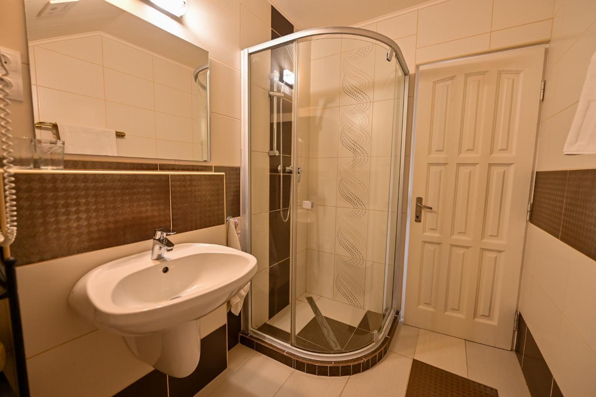 Bellavista 1 Apartman Eger Luaran gambar