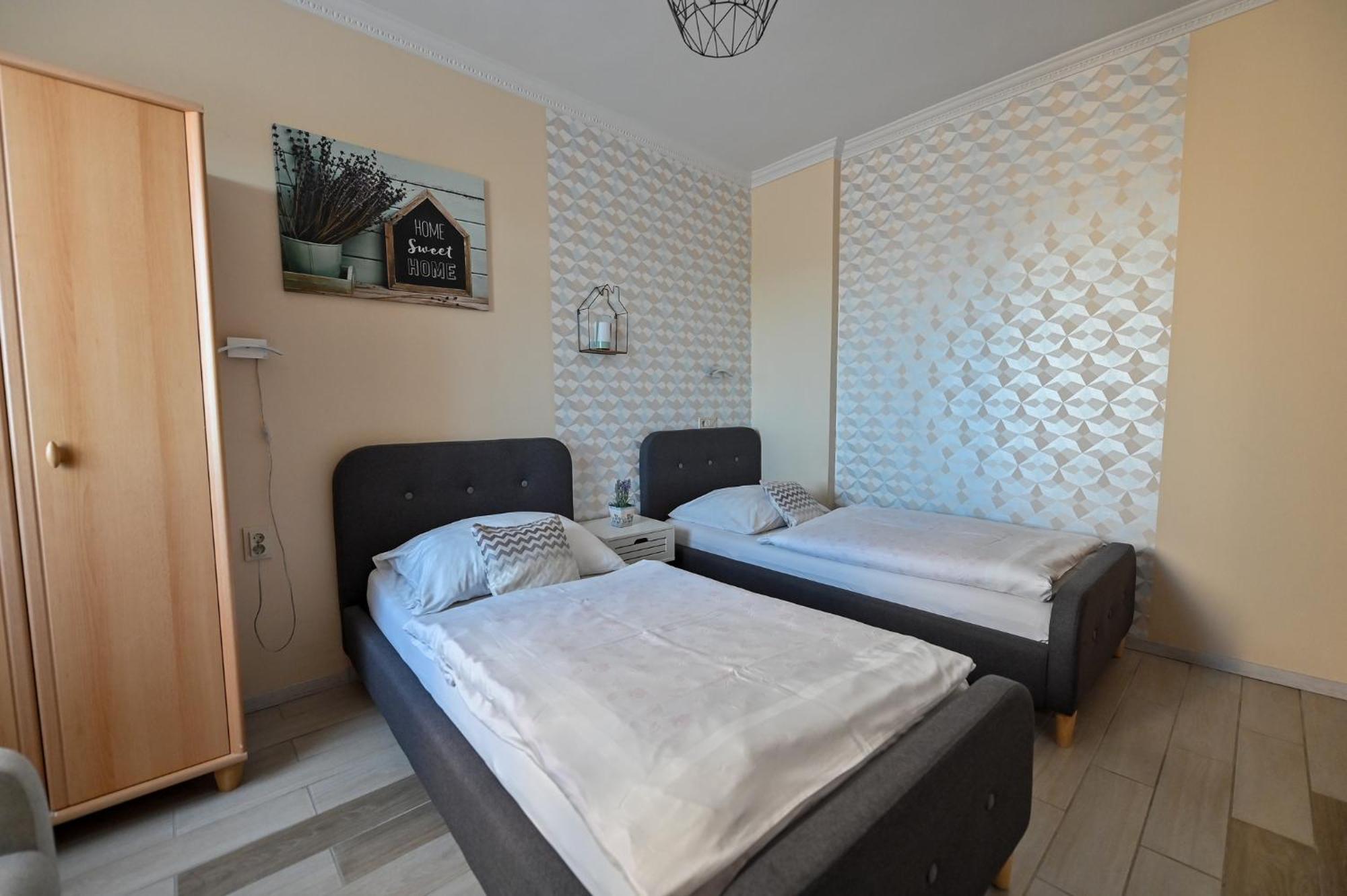 Bellavista 1 Apartman Eger Luaran gambar